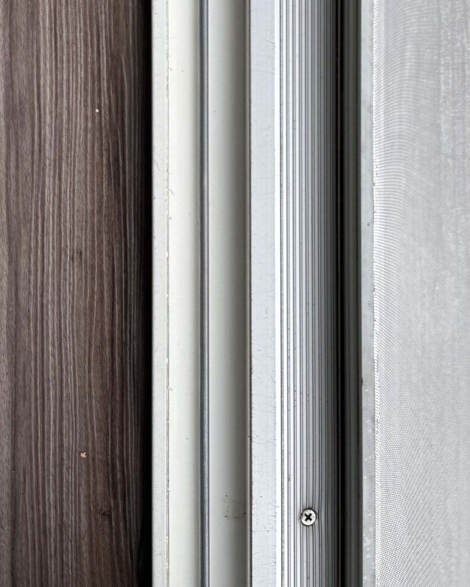 Sliding door track — after cleaning